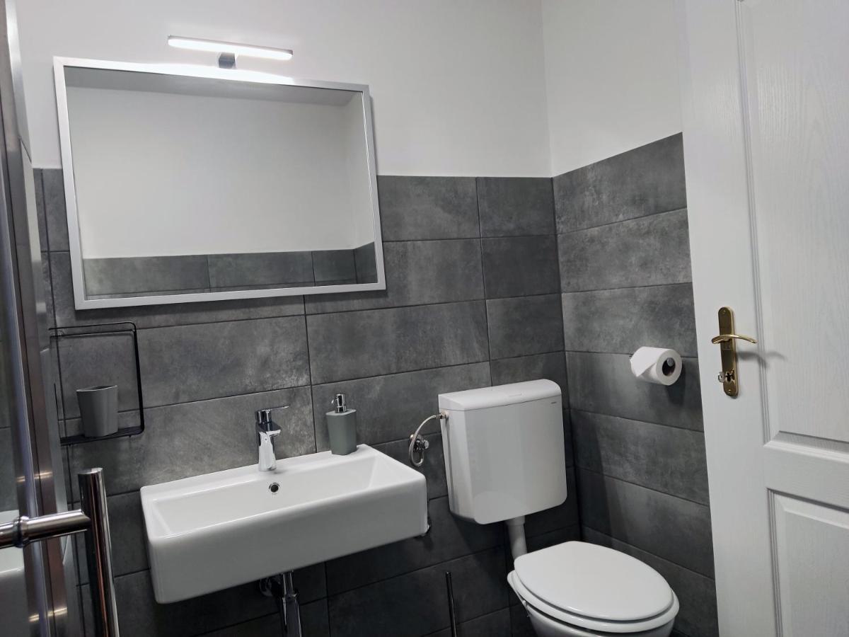 Apartment Rosa 1 Rovinj Luaran gambar